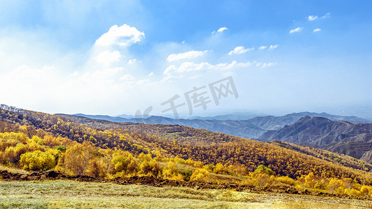 内蒙古二龙什台秋色景观