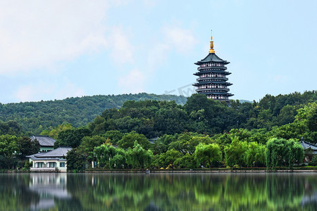 杭州西湖雷峰塔