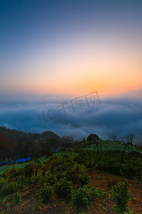 高山云海文艺日出