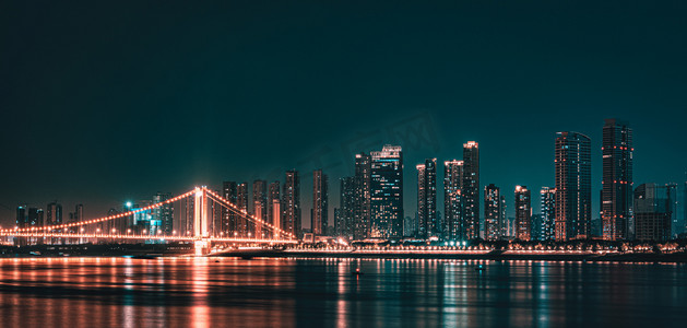 武汉城市建筑鹦鹉洲大桥夜景摄影图