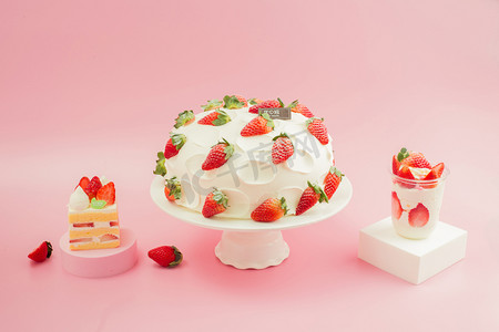 草莓甜品蛋糕
