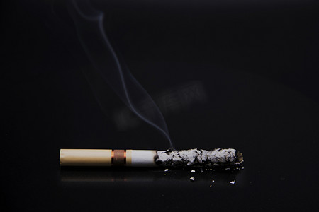 香烟png摄影照片_世界戒烟日香烟戒烟摄影图