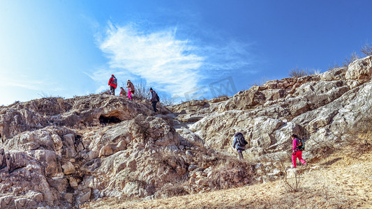 内蒙古高山野营户外