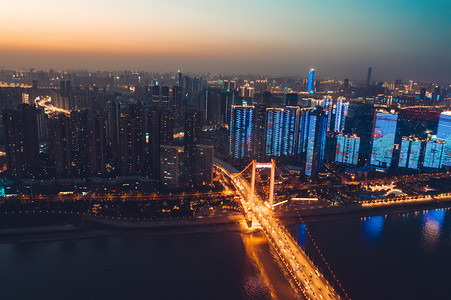 武汉城市建筑鹦鹉洲长江大桥桥头航拍摄影图