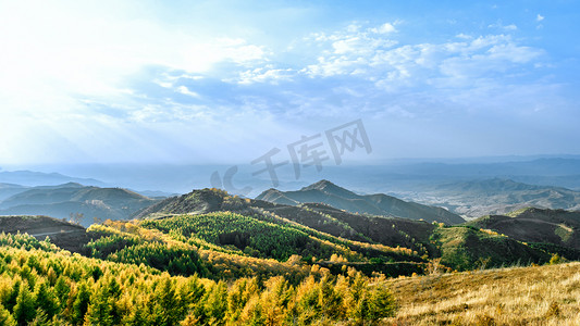 地产素材地产提案摄影照片_内蒙古高山树木秋色