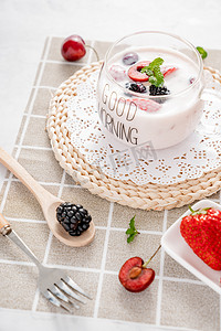 黑莓草莓车厘子水果捞酸奶美食美味食品摄影图配图