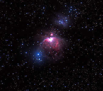 猎户M42大星云夜晚M42室外摄影摄影图配图