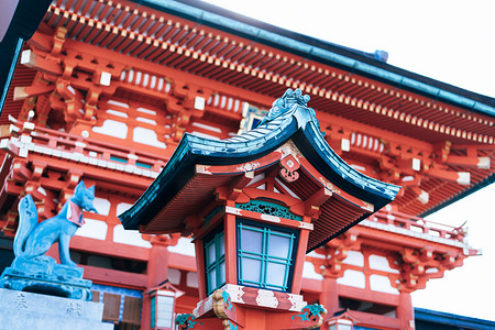 旅行白天神社大殿神社景观日本京都旅游摄影图配图