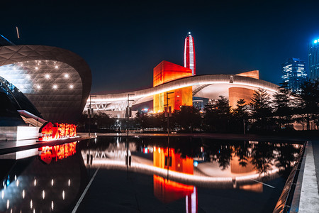 写字楼建筑摄影照片_深圳夜景城市风光现代建筑景色摄影图配图