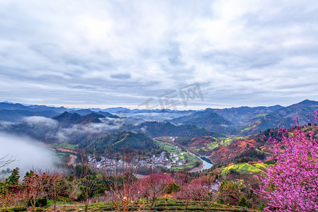 桃花山摄影照片_石潭村上午桃花山区无摄影图配图