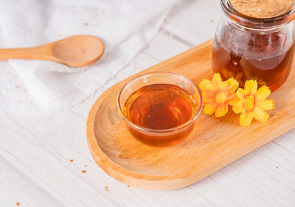 三伏天养生摄影照片_健康营养美食养生蜂蜜摄影图配图