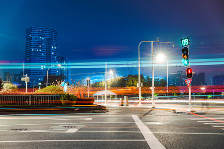 武汉城市交通夜晚交通洪山广场光绘摄影图配图