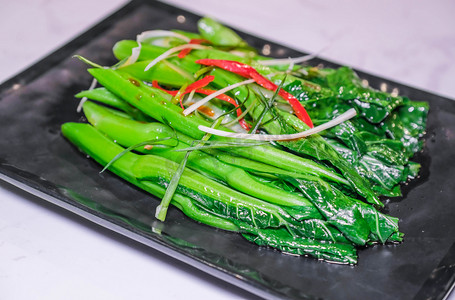 食物中午一盘青菜餐厅用餐摄影图配图