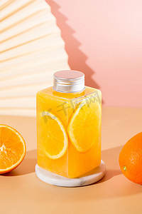夏天夏季饮品满杯鲜橙果肉摄影图配图