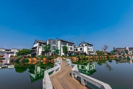 小桂湖公园上午建筑室外旅游摄影图配图
