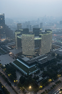 城市傍晚市民中心城市建筑摄影图配图