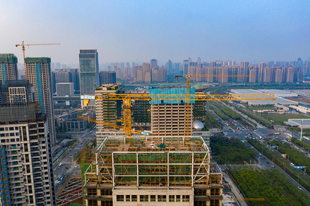 武汉城市建筑晴天建筑工程工地航拍摄影图配图