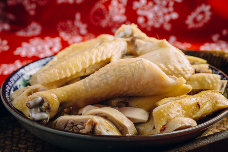 白切鸡春季美食中式烹饪水煮白切摄影图配图