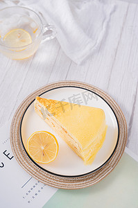 千层蛋糕蛋糕摄影照片_美食下午茶蛋糕甜品美味摄影图配图