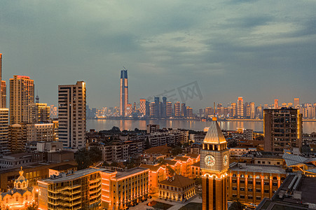武汉城市建筑夜晚建筑上海路航拍摄影图配图
