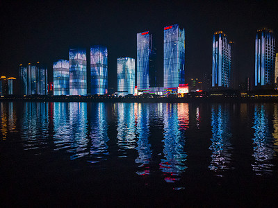 湖南长沙湘江CBD夜景摄影图配图