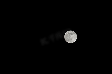 月亮晚上月球天空景色摄影图配图