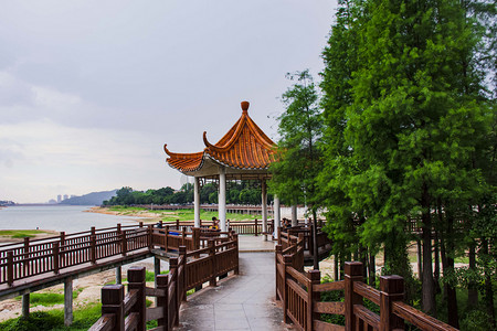 广州花都芙蓉嶂度假村仿古建筑观光亭摄影图配图