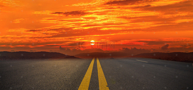 公路背景图片_大气夕阳公路分层背景