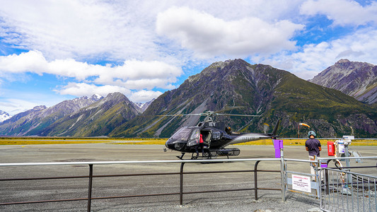 库克山直升飞机下午直升飞机旅游全景摄影图配图