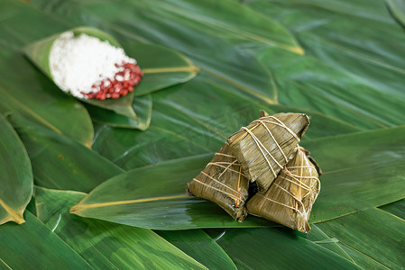 粽子端午节传统节日粽叶背景摄影图配图