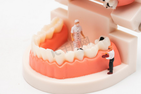口腔健康白天牙齿室内医学摄影图配图