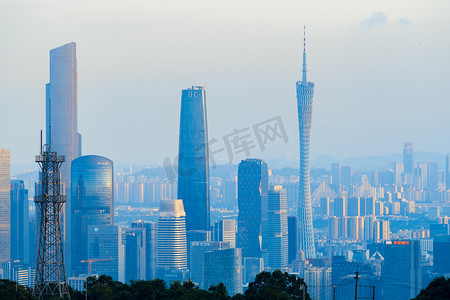 高山上俯瞰珠江新城摄影图