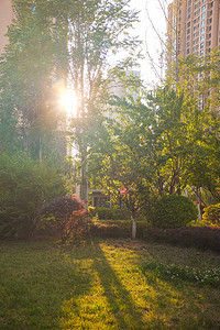 城市夕阳下小区风景摄影配图摄影图配图