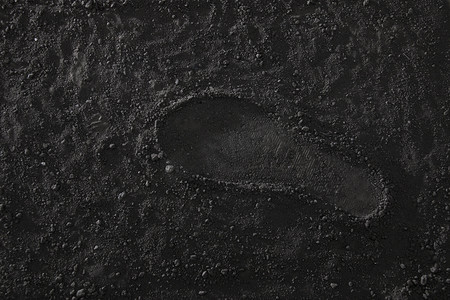航天宇航员模拟月球创意微距摄影图配图