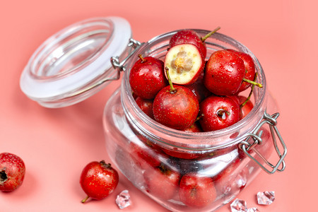 新鲜红果酸甜山楂食材摄影图配图
