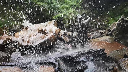 清明节素材摄影照片_实拍倾盆大雨