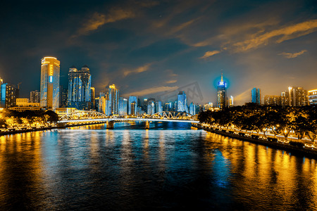 广州珠江一线城市建筑灯光秀摄影图配图