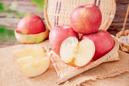 美食鲜果苹果营养健康摄影图配图