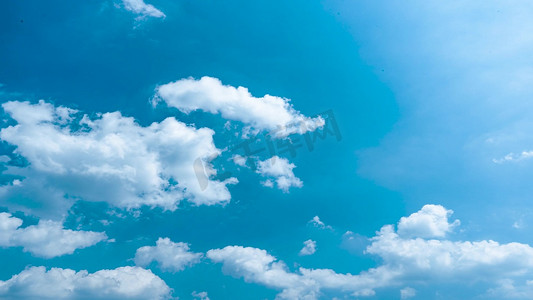 夏日天空摄影照片_实拍夏日蓝天白云云海风光云朵摄影拍摄