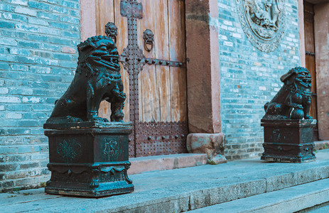 中式复古建筑石狮子旅游摄影图配图