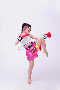 少儿搏击拳击健身运动训练摄影图配图