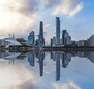 摄影照片_广州中轴线倒影下午建筑路面拍摄摄影图配图