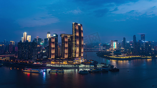 重庆来福士夜景摄影照片_重庆地标来福士摩天大楼建筑群夜景