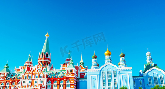2018俄罗斯世界杯字体设计摄影照片_俄罗斯建筑白天城堡户外房屋摄影图配图