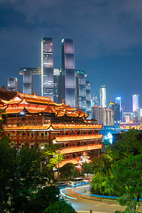 重庆来福士夜景摄影照片_城市夜景夜晚建筑物建筑静物摄影图配图