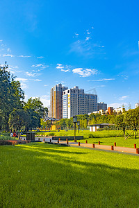 陕西西安晴天城市公园摄影图配图