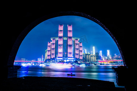 重庆来福士夜景摄影照片_来福士夜景晚上建筑物建筑静物摄影图配图