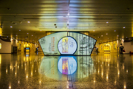 广州广州机场飞机场候客大厅通道摄影图配图