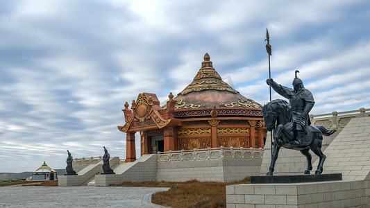 蒙古建筑雕塑下午建筑秋季素材摄影图配图