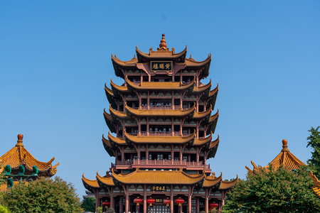武汉城市建筑蓝天建筑黄鹤楼仰拍摄影图配图